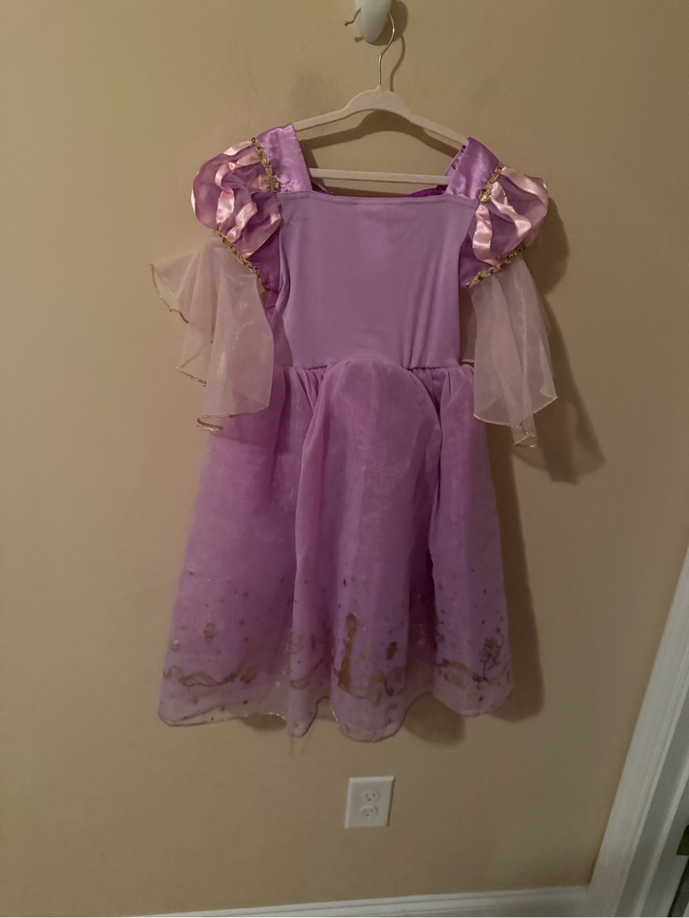 Disney Store Princess Tangled Rapunzel Costume Dress Girl size 4 - Picture 3 of 5